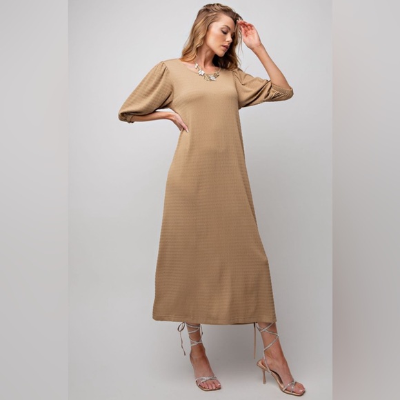 Easel Textured Knit Midi Dress - Picture 2 of 6